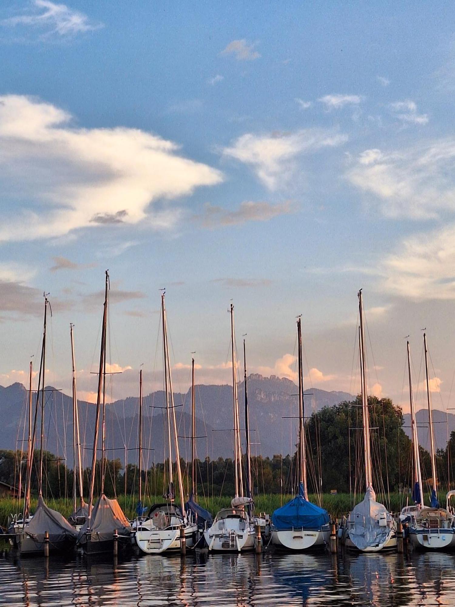 Strandhaus Chiemsee Апартаменты Уберзее
