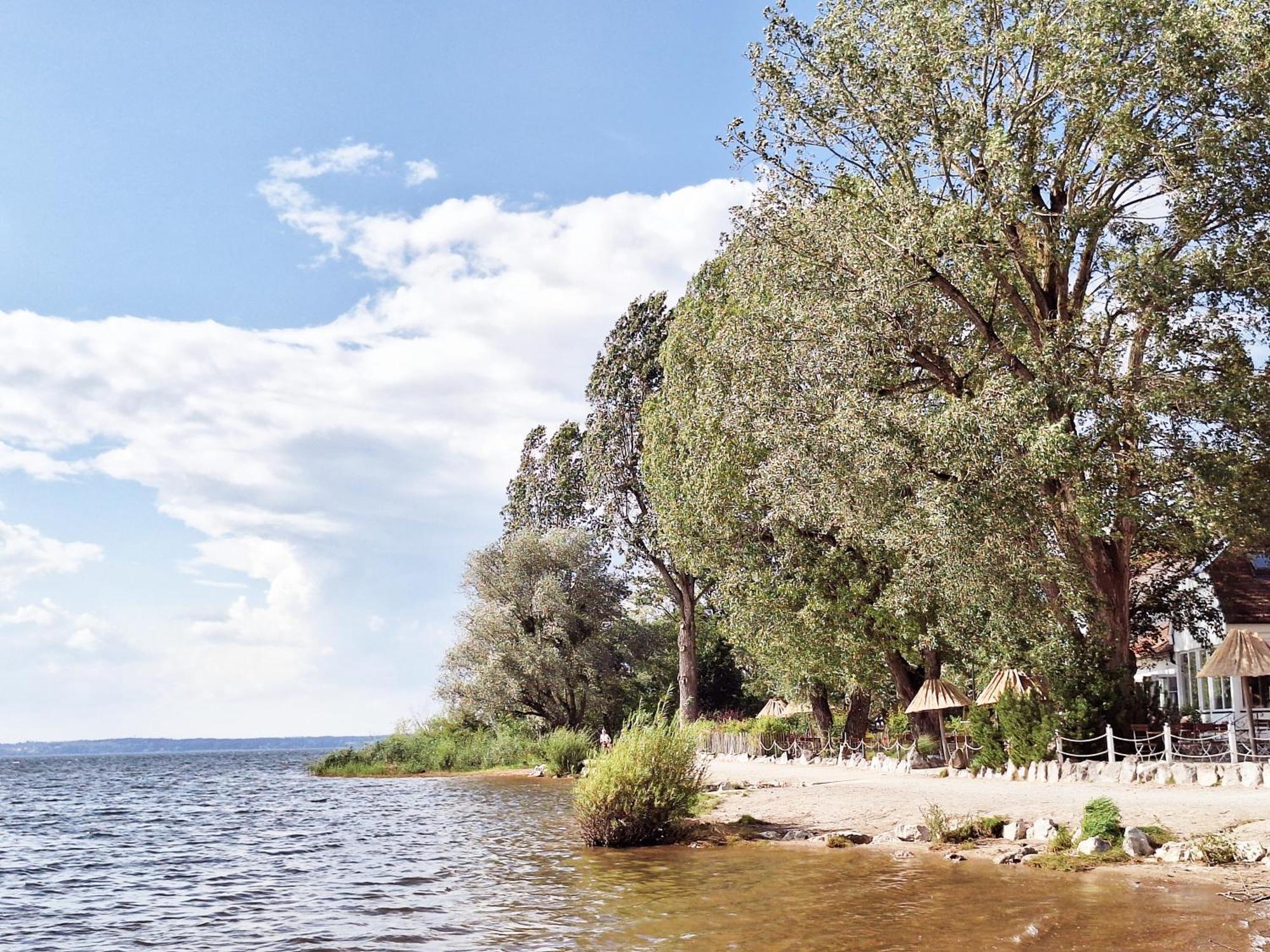 Strandhaus Chiemsee Апартаменты Уберзее